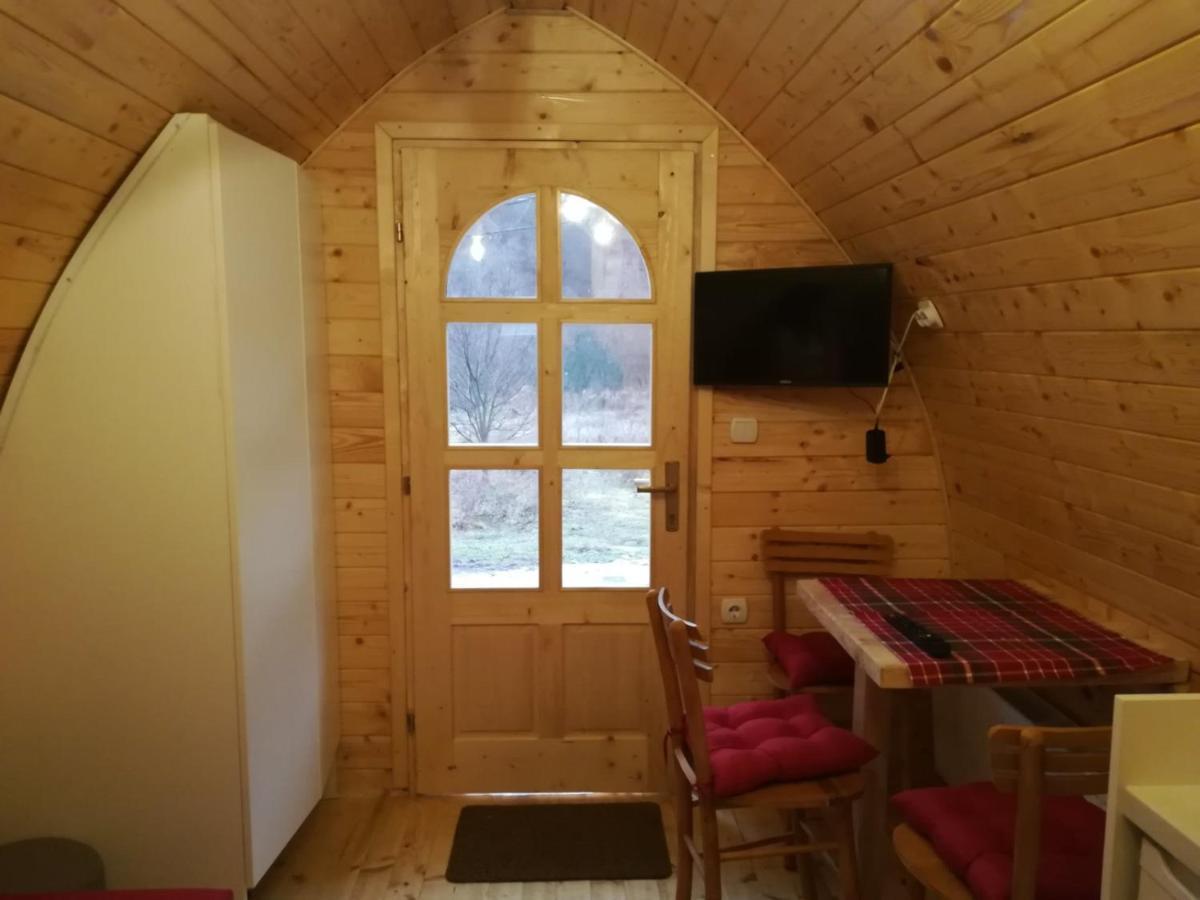 Vila Jelena - Bungalov Crni Vrh Eksteriør billede